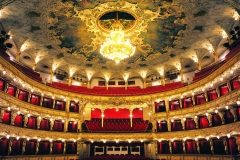 Statni Divadlo  w Pradze