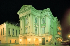 Stavovske Divadlo w Pradze